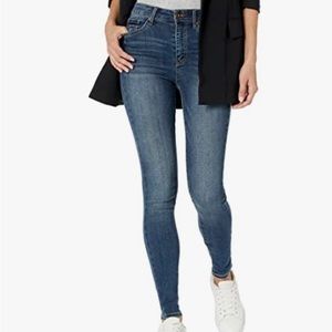 Jessica Simpson 💛 Curvy High Rise Skinny Jeans